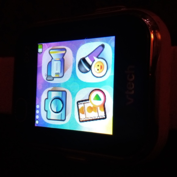 VTech, KidiZoom Smartwatch DX2, Smart Watch - Picture 3 of 7